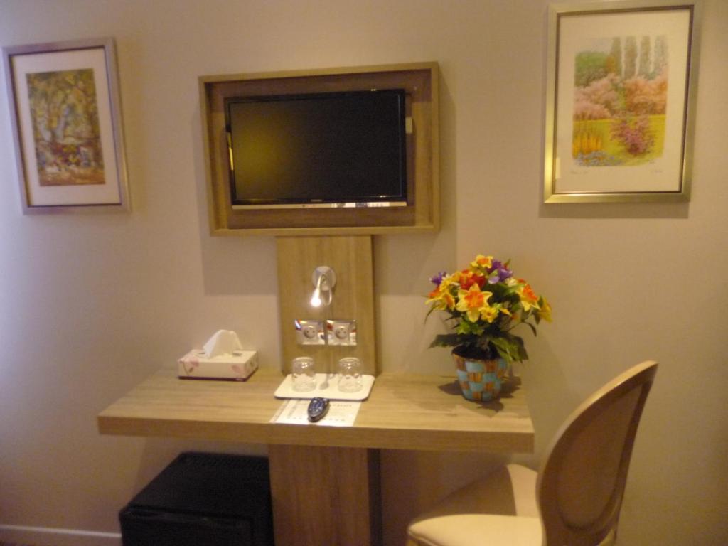 Hotel Floridor Etoile Aulnay-sous-Bois Luaran gambar